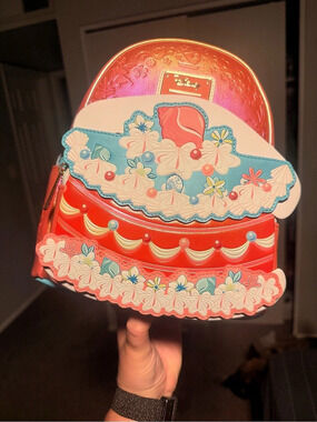 Moana cake loungefly